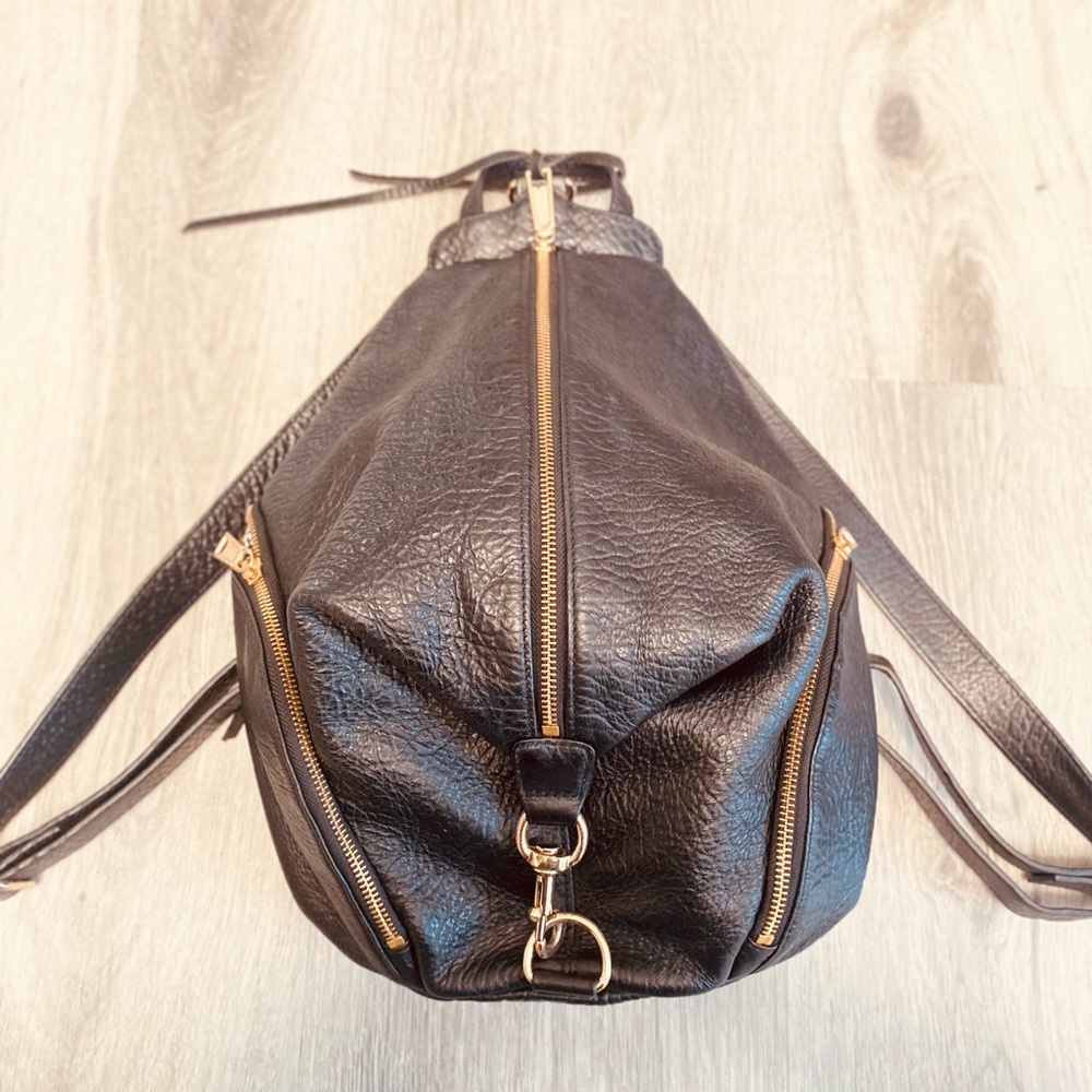 Rebecca Minkoff black leather backpack 🖤🖤🖤